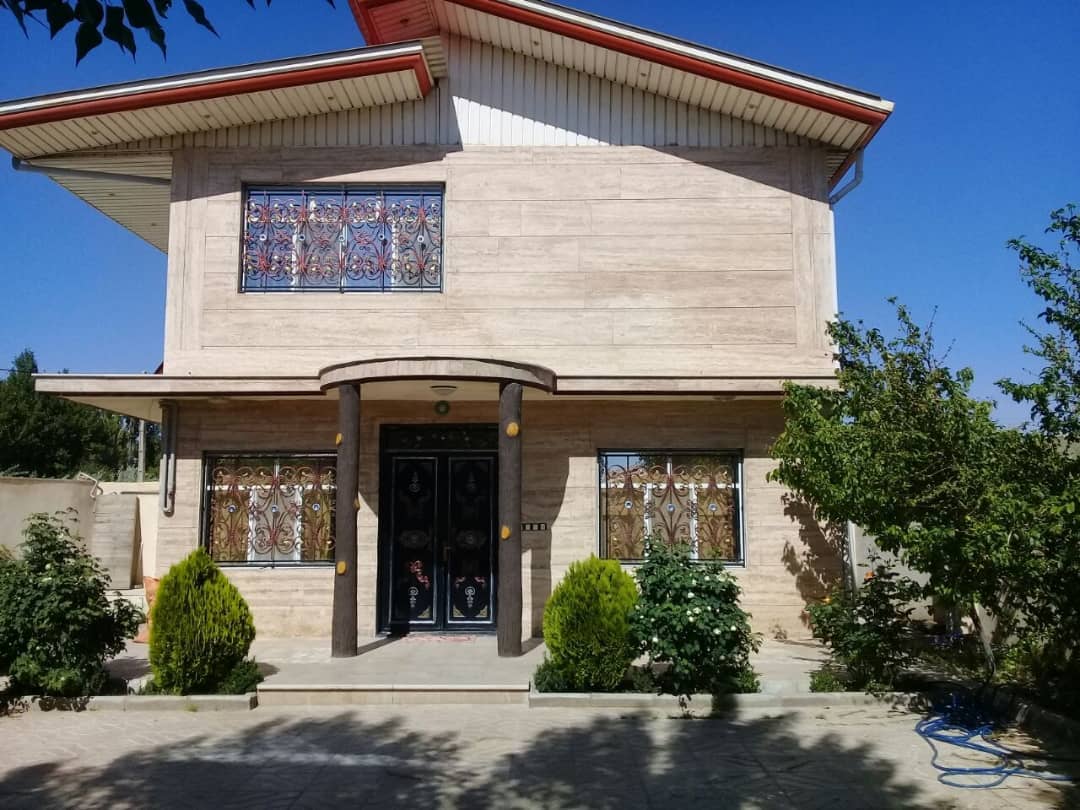 اجاره ویلا استخردار در چهارباغ کرج