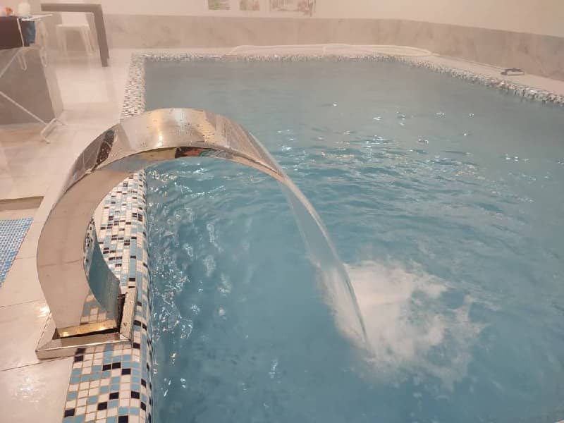 اجاره ویلا استخر دار نزدیک ساحل در چابکسر