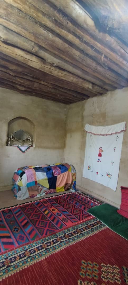 اجاره اتاق سنتی در دهکده گلخار بردسیر - 24 متری