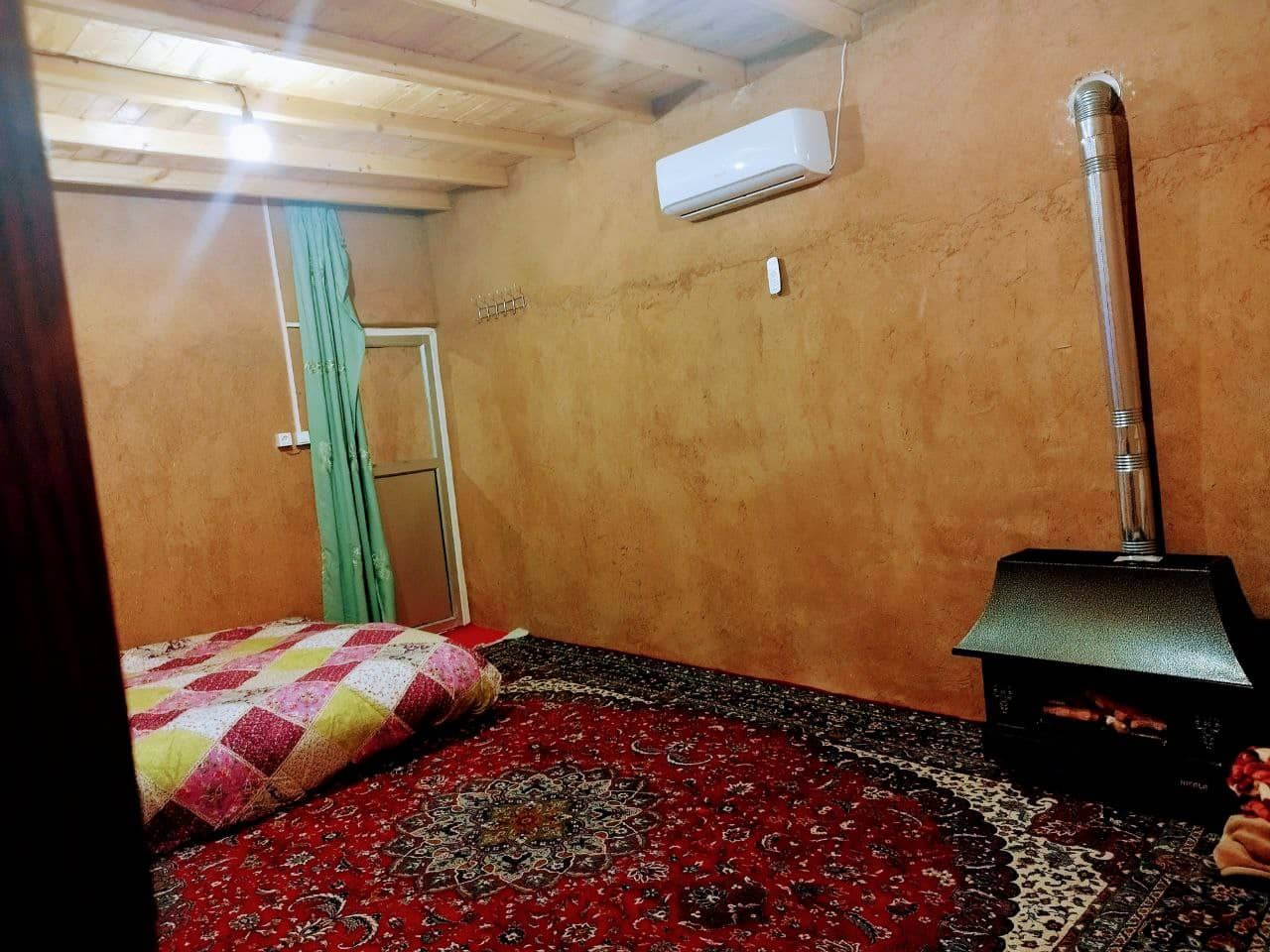 اجاره اتاق سنتی در خلیل شهر مازندران - 15متر