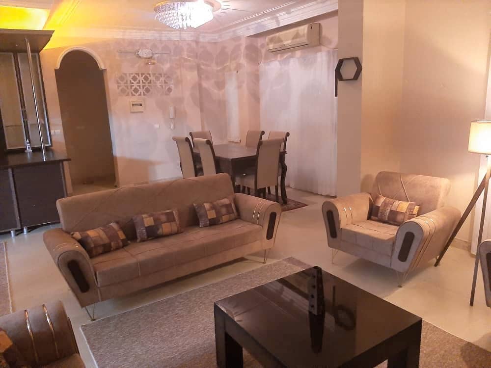 اجاره منزل ویلایی سه خوابه همکف  نزدیک ساحل در قشم