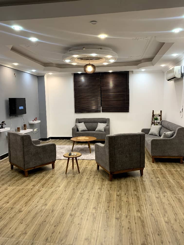 اجاره آپارتمان دو خوابه طبقه ی سوم نزدیک ساحل در قشم - طبقه سوم