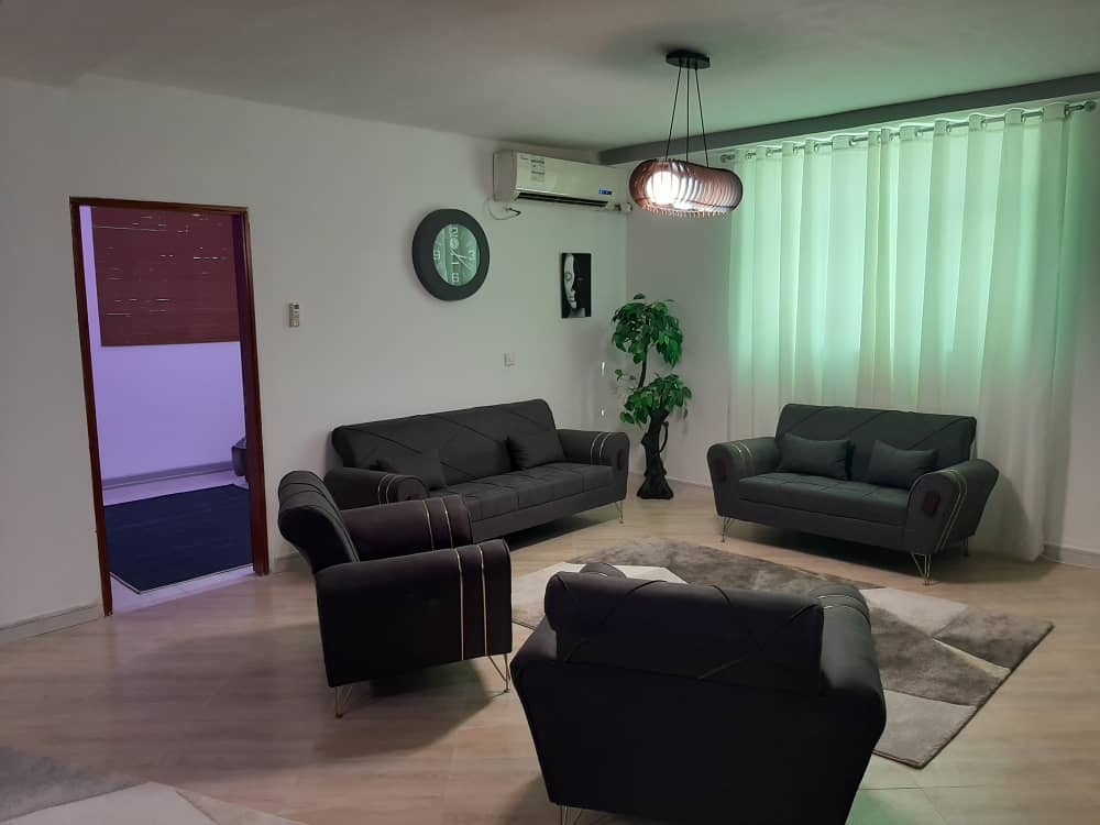 اجاره آپارتمان نزدیک ساحل در قشم - دو خوابه طبقه اول