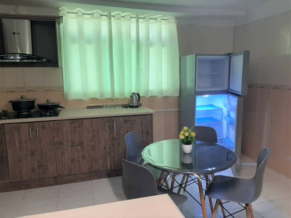 اجاره آپارتمان نزدیک ساحل در قشم - دو خوابه طبقه اول