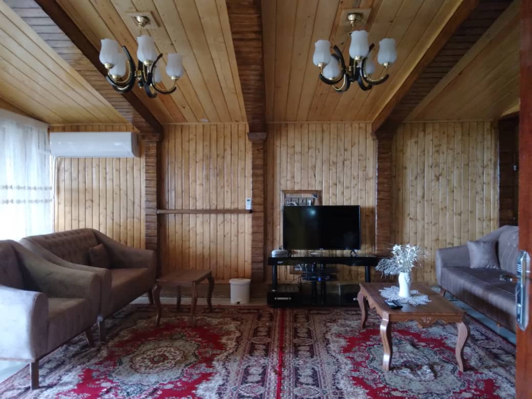 ویلا استخرسرپوشیده آبگرم در شاه منصورمحله رامسر