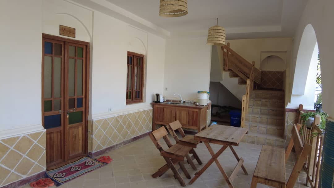 اجاره اتاق سنتی دو تخته در بهرباغ جم - طارمه1