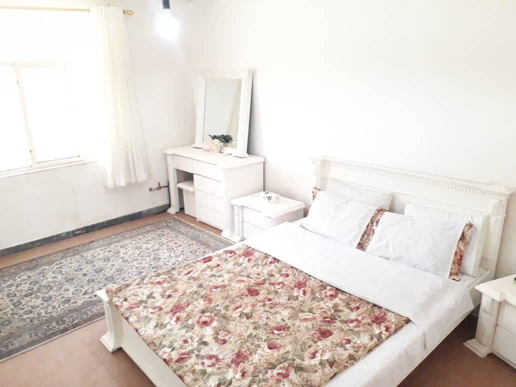 اجاره ویلا باغ در روستای اسفند آباد ملارد - 70 متر