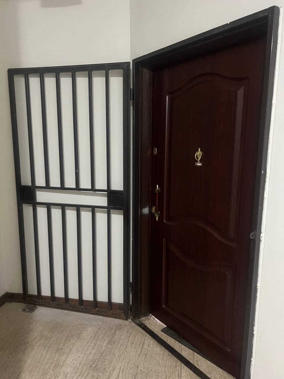 اجاره آپارتمان دوخواب مبله در چمران شیراز  - واحد 3