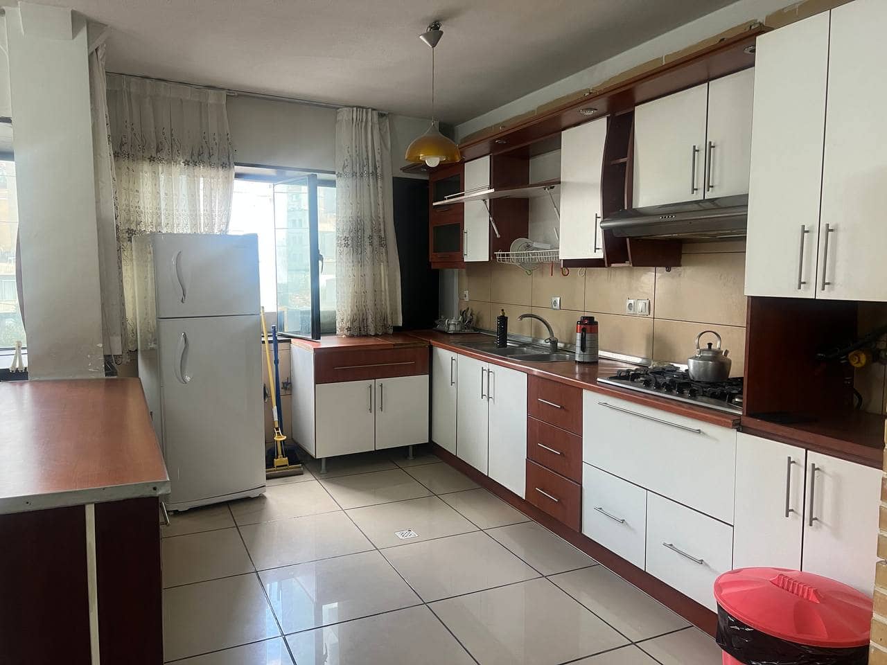 اجاره آپارتمان دوخواب مبله در چمران شیراز  - واحد 3