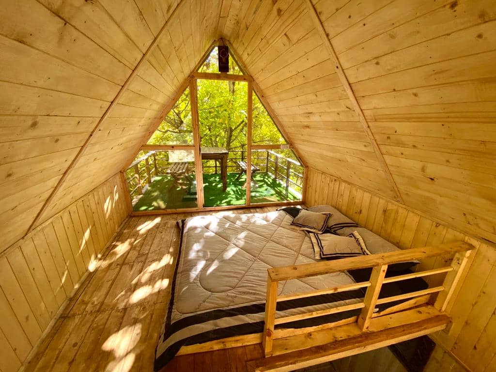 اجاره کلبه سوئیسی در باغ تفریحی خمده - آفرودیته