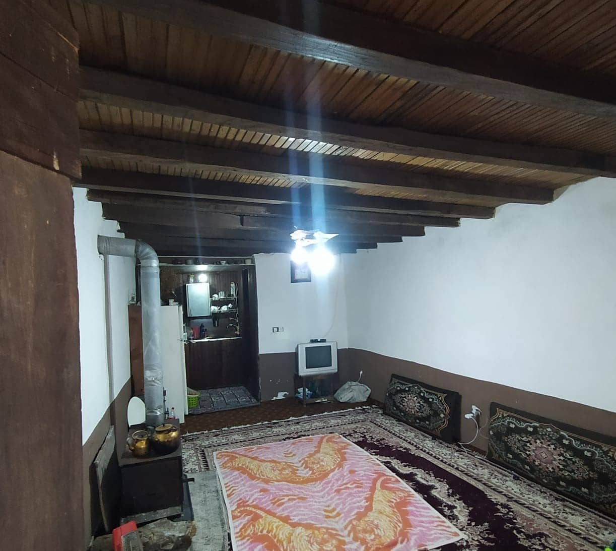 کلبه کوهستانی در ورسک سوادکوه - پل سفید