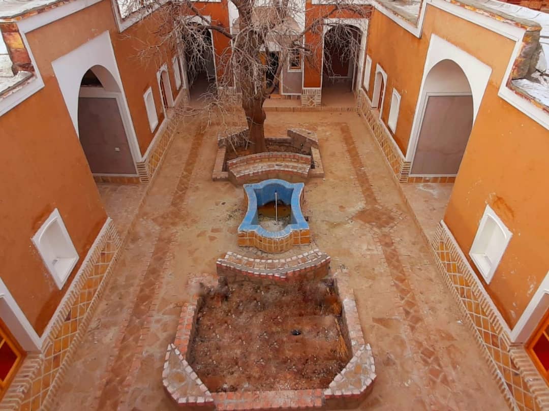 اجاره اقامتگاه بومگردی در روستا بیهود قائن - 12 متر