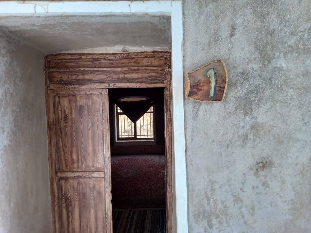 اجاره اتاق سنتی در آبگرم خورو بیابانک - اتاق 1