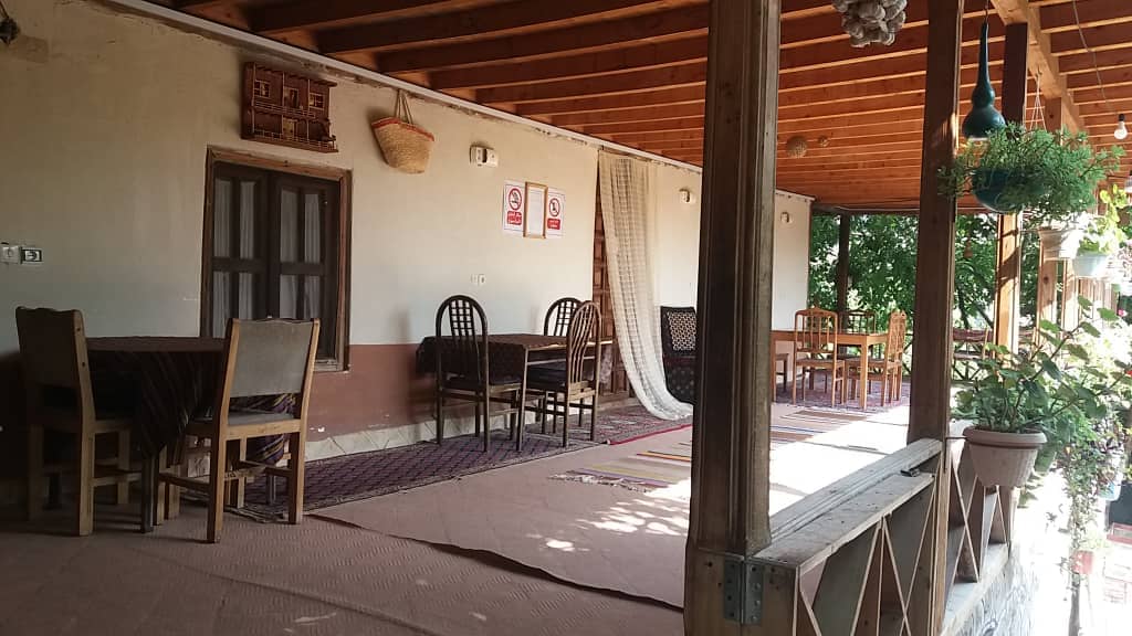 اجاره اقامتگاه سنتی در روستای فینسک شهمیرزاد - زمستان