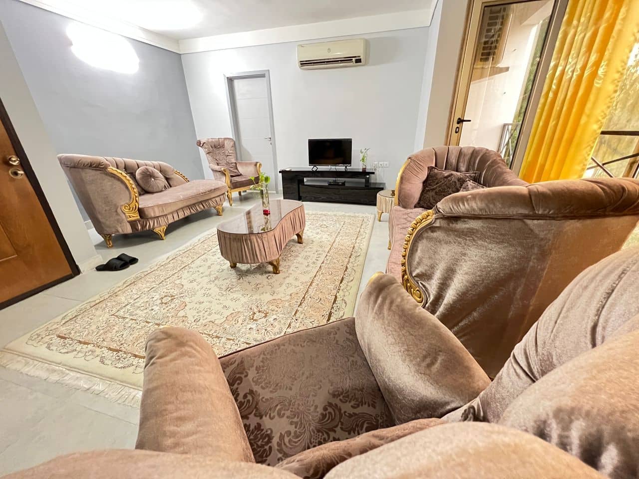 اجاره آپارتمان در فاز F کیش - 1 دو تخته