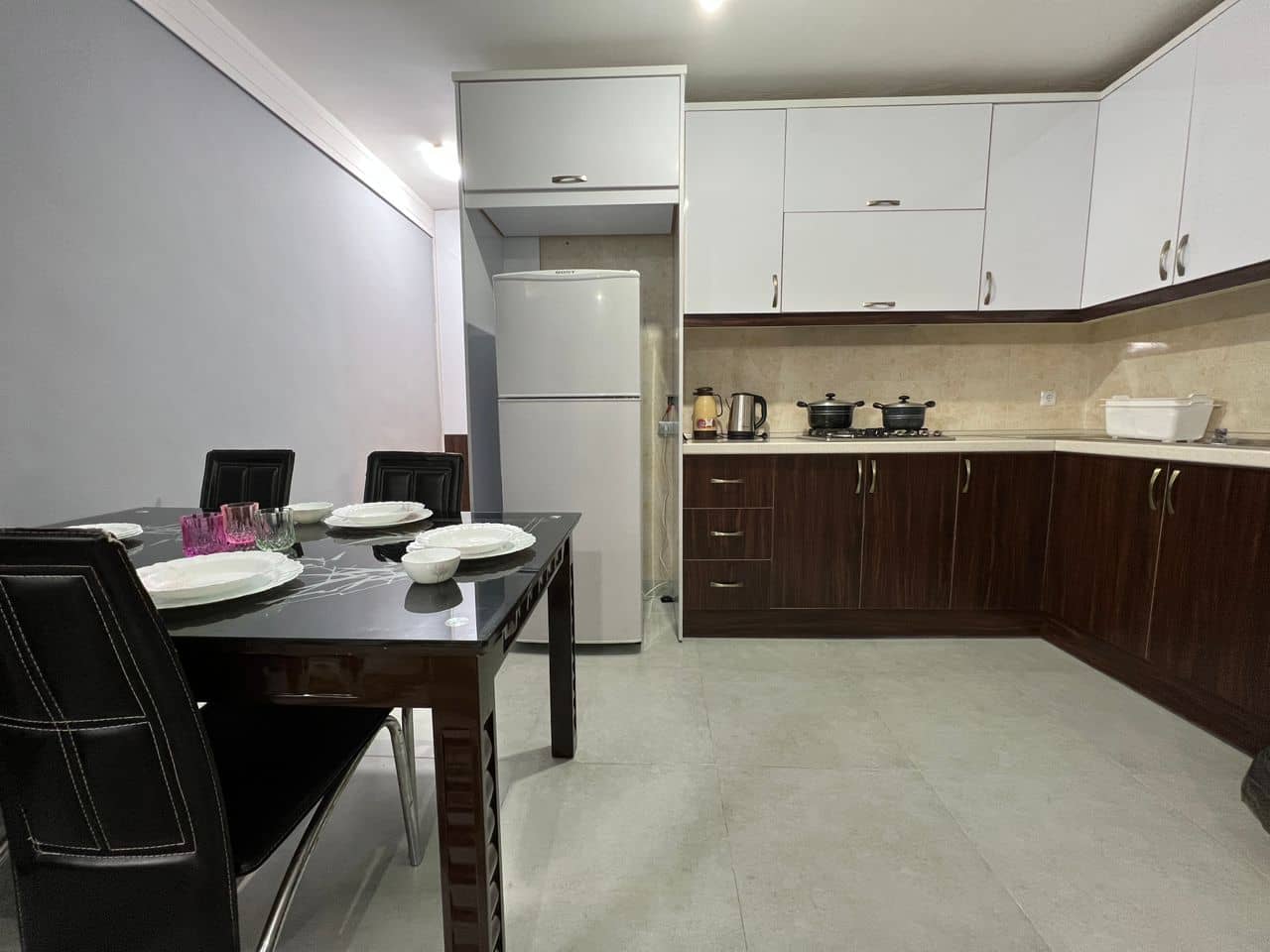 اجاره آپارتمان سه تخته در فاز F کیش - 4