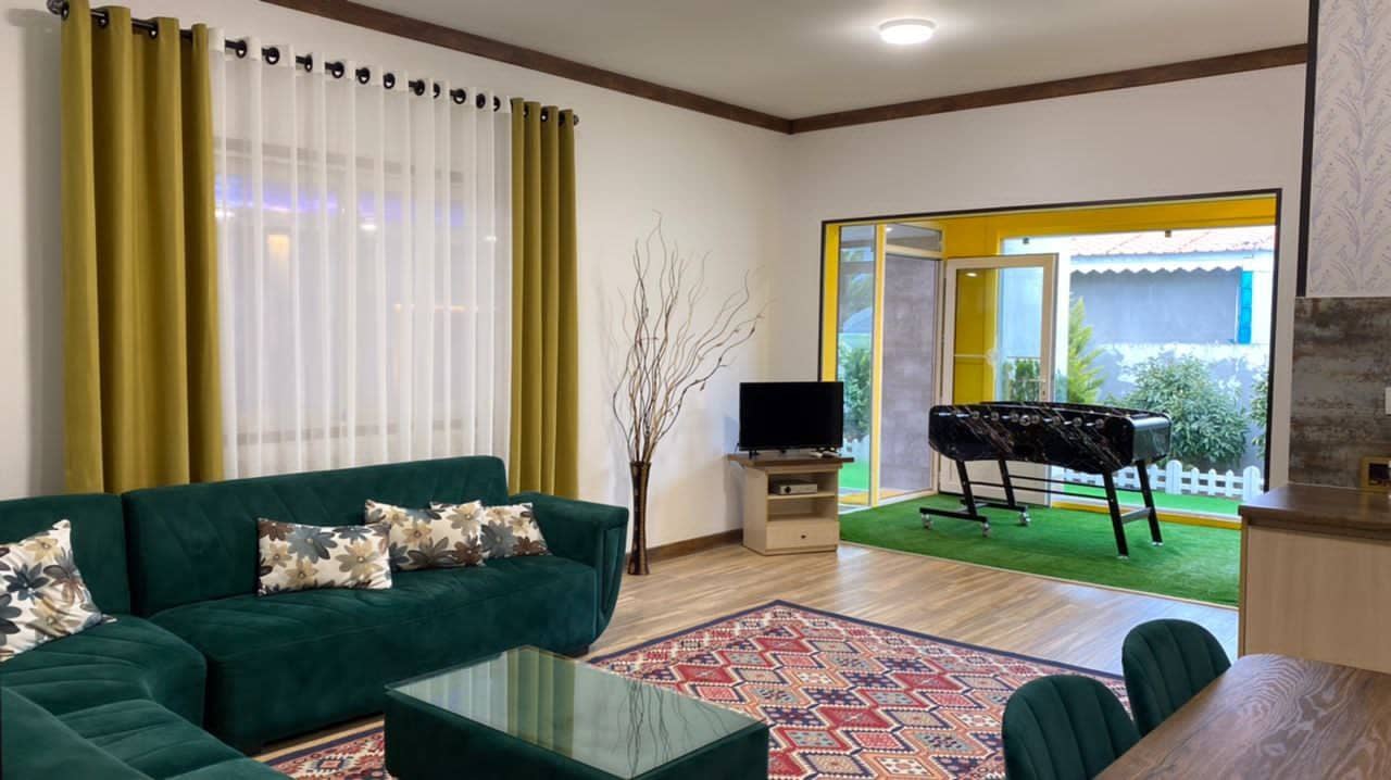 اجاره ویلا با استخر سر پوشیده آبگرم در منطقه آزاد انزلی