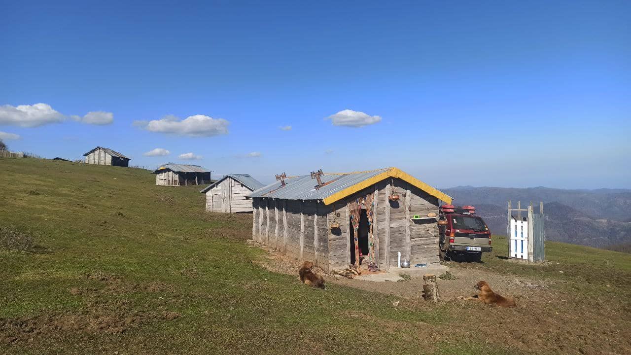 اجاره کلبه چوبی در ییلاقات شاندرمن ماسال - بلوط