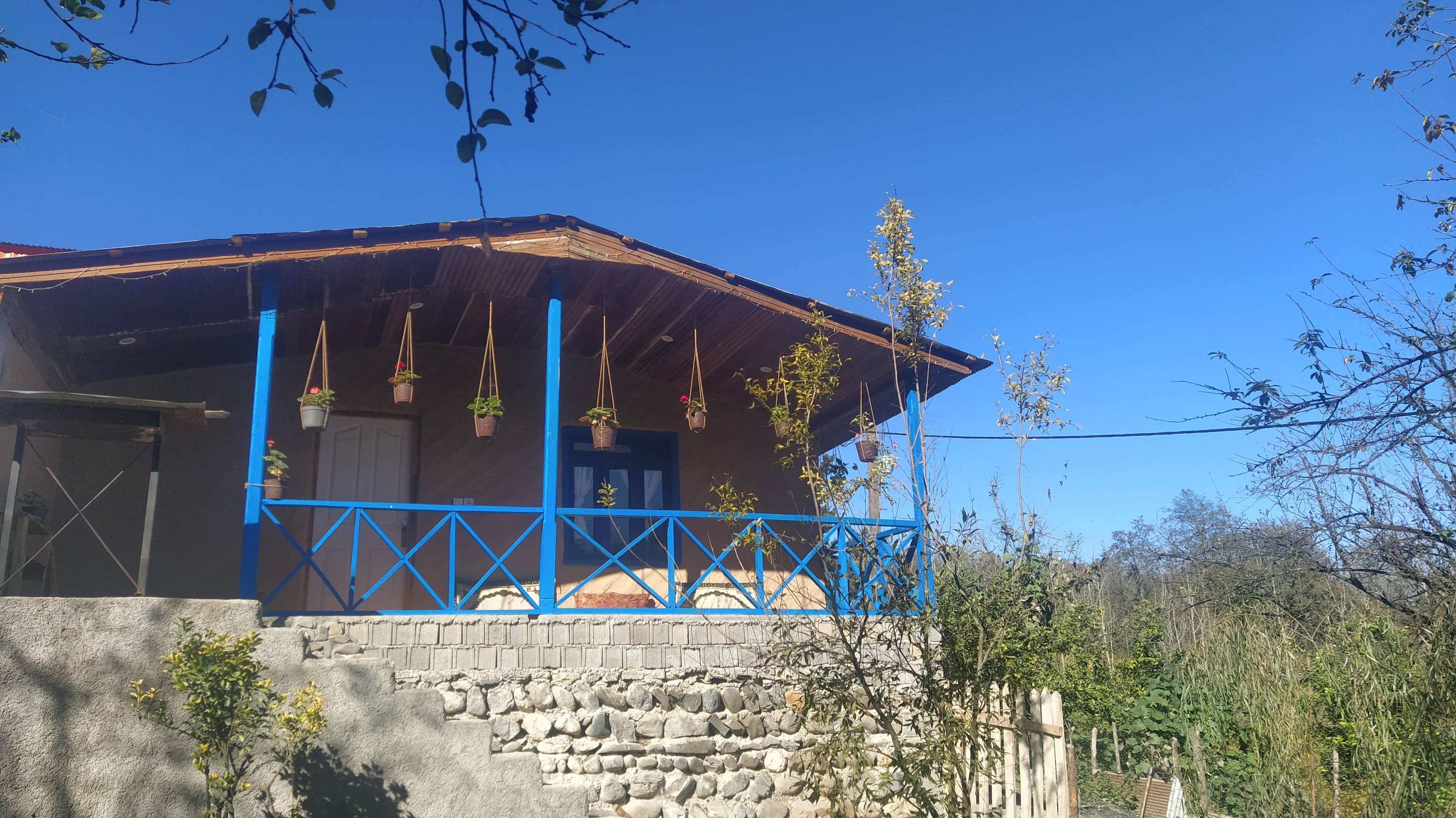 اجاره کلبه جنگلی در روستای آری - بابل