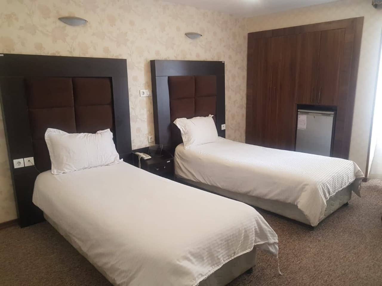 اجاره اتاق دو تخته سینگل در آبگرم محلات - 9متر