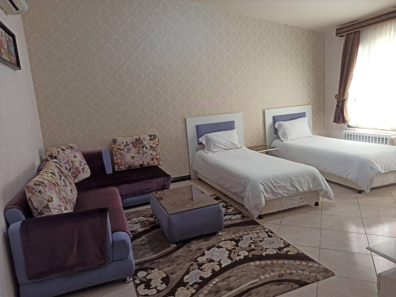 اجاره منزل تک خواب در آبگرم محلات - 4تخته