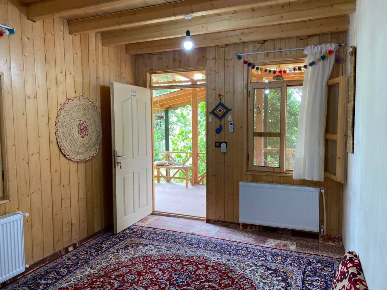 اجاره کلبه چوبی در سورا پشت تالش - پروانه