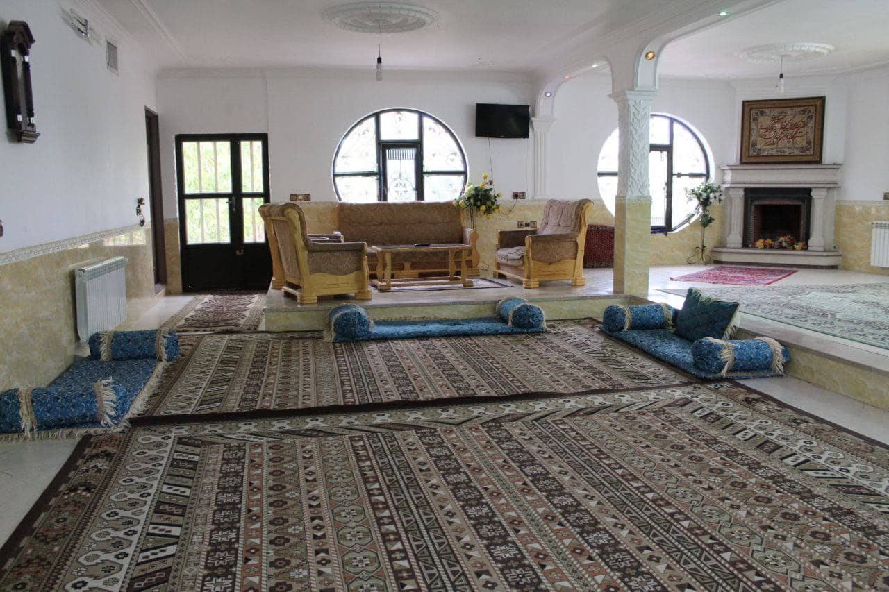 اجاره ویلا سه خواب در ماهان کرمان