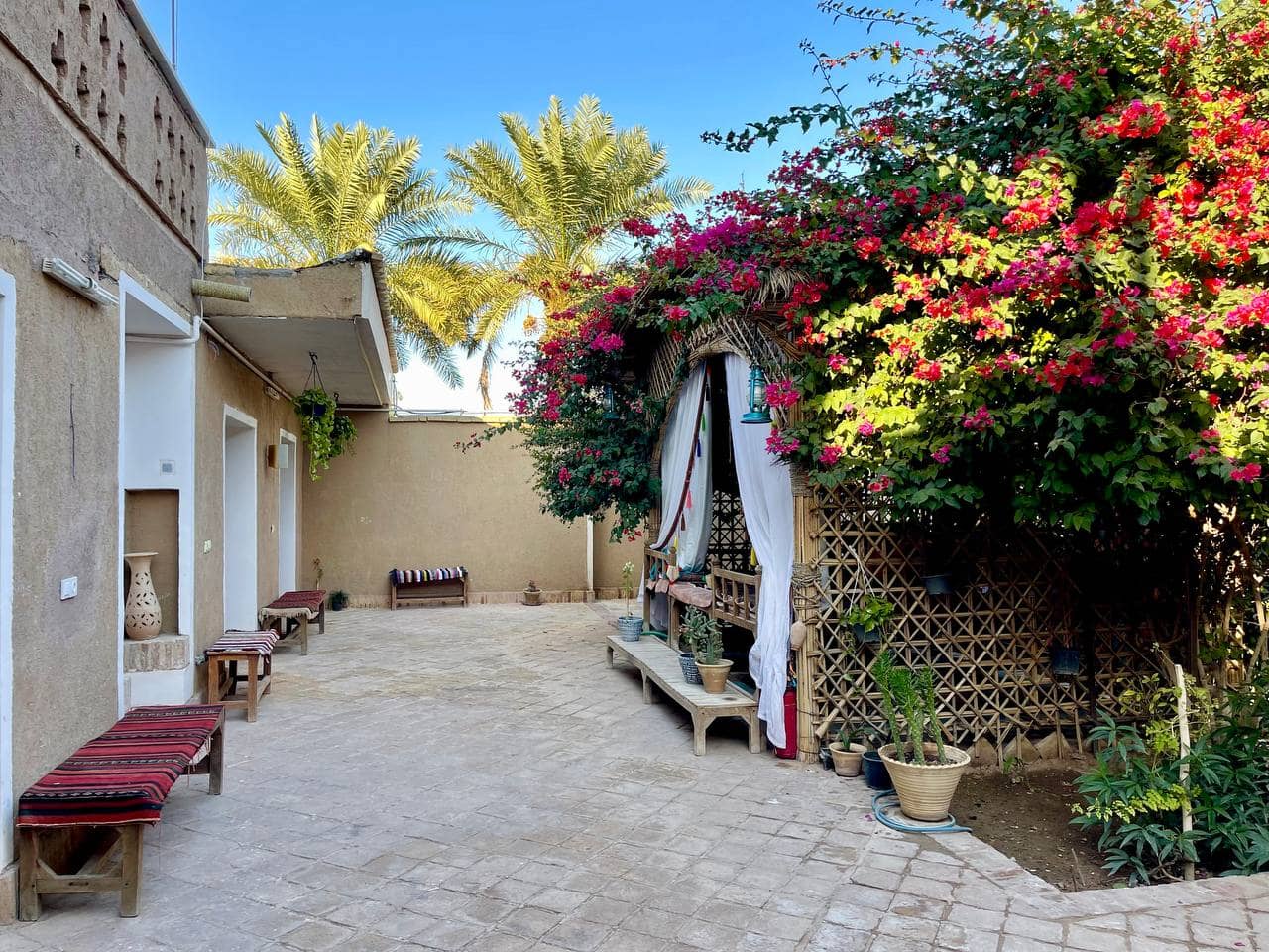 اقامتگاه بومگردی دوتخته در شهداد - 12متر