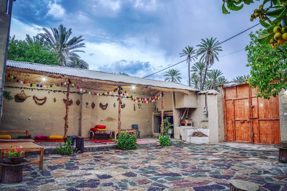 اجاره بومگردی سنتی در روستای غربی - خفر