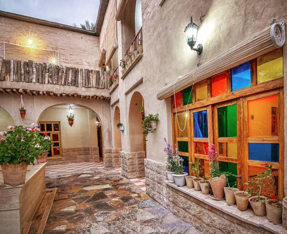 اجاره بومگردی سنتی در روستای غربی - خفر