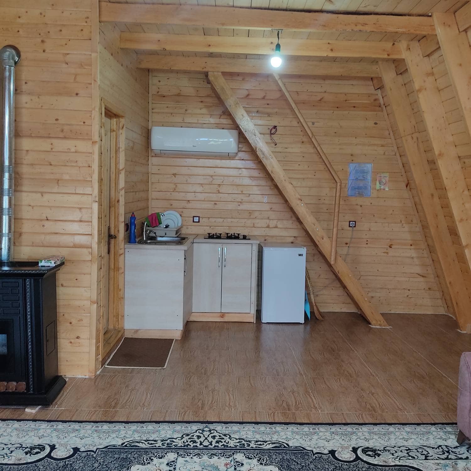 کلبه سوئیسی جنگلی در هلی خال بابلکنار - 1