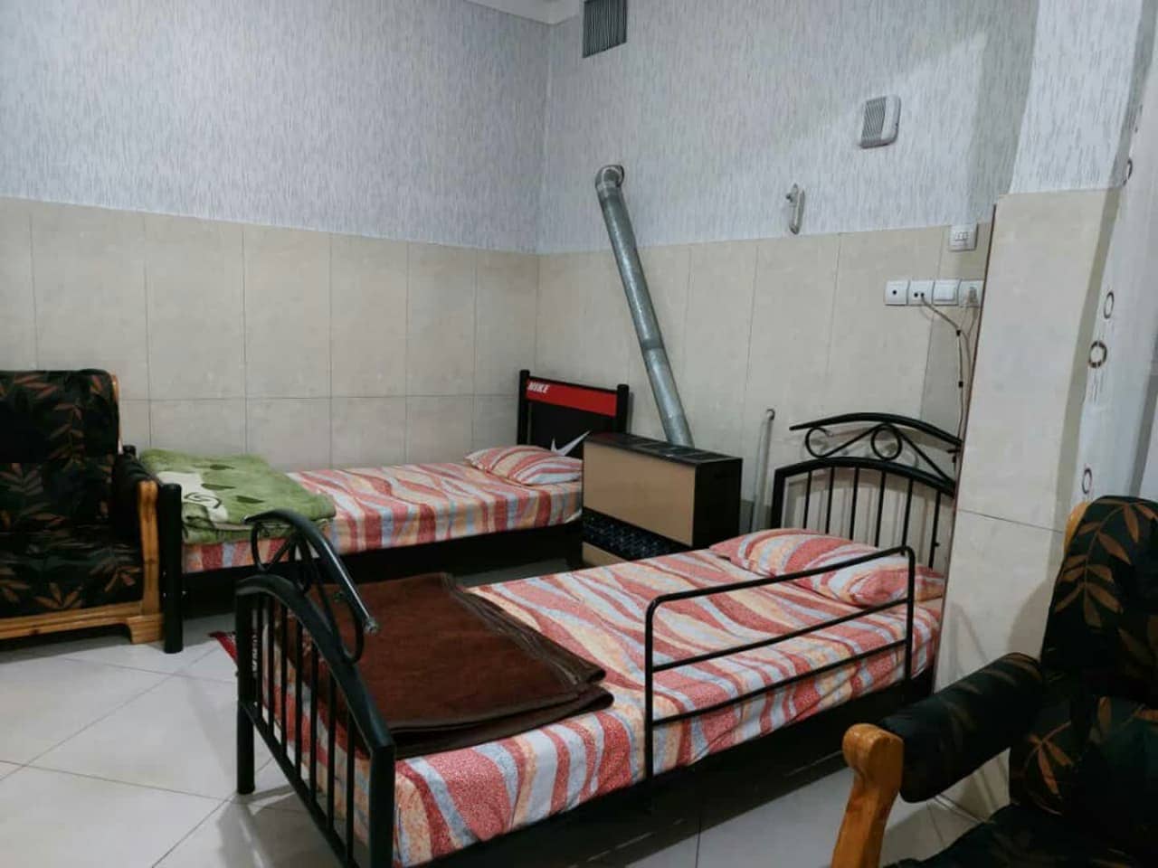 اجاره سوئیت در خیابان کارون همکف - مرکز شهر