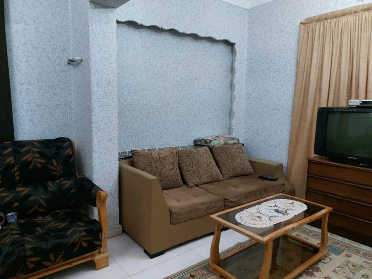 اجاره سوئیت در خیابان کارون طبقه اول - مرکز شهر