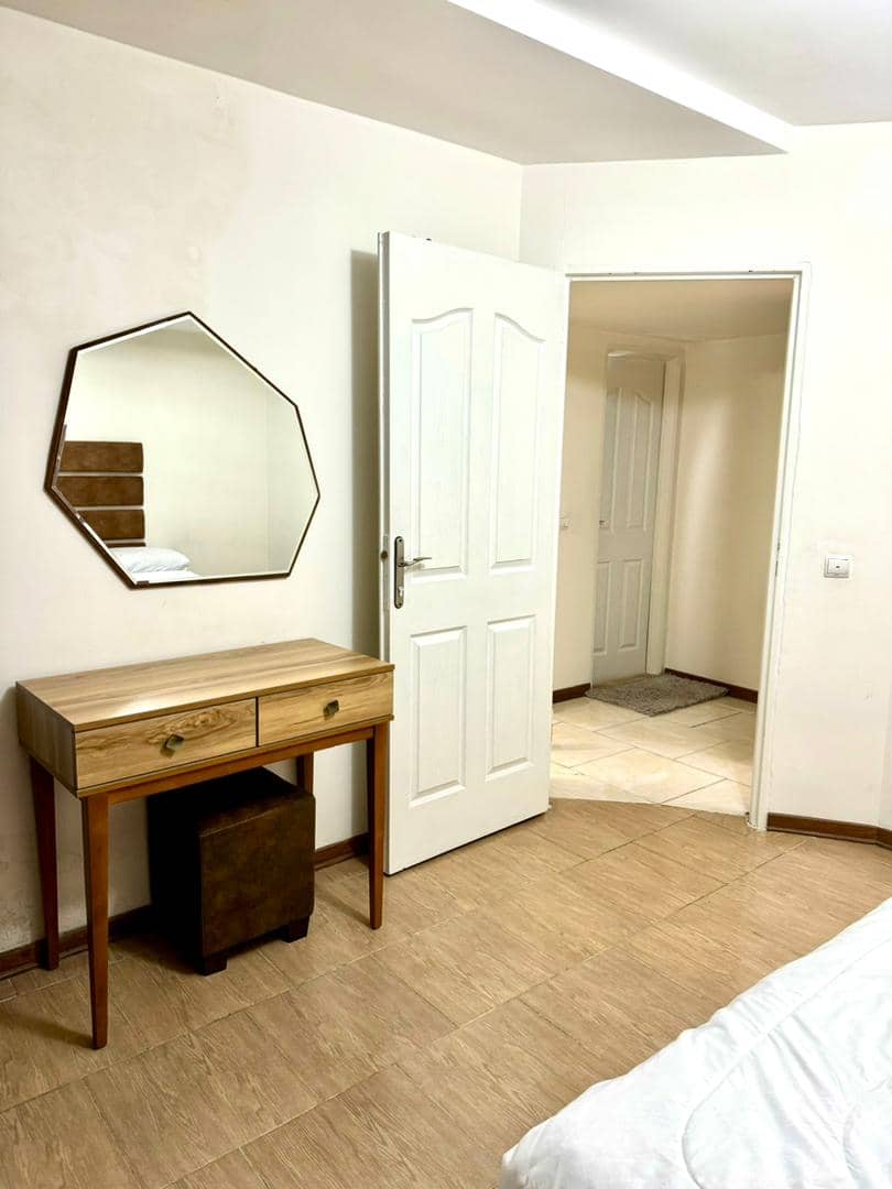 اجاره آپارتمان دو خواب در بلوار دکتر حسابی شیراز - 2