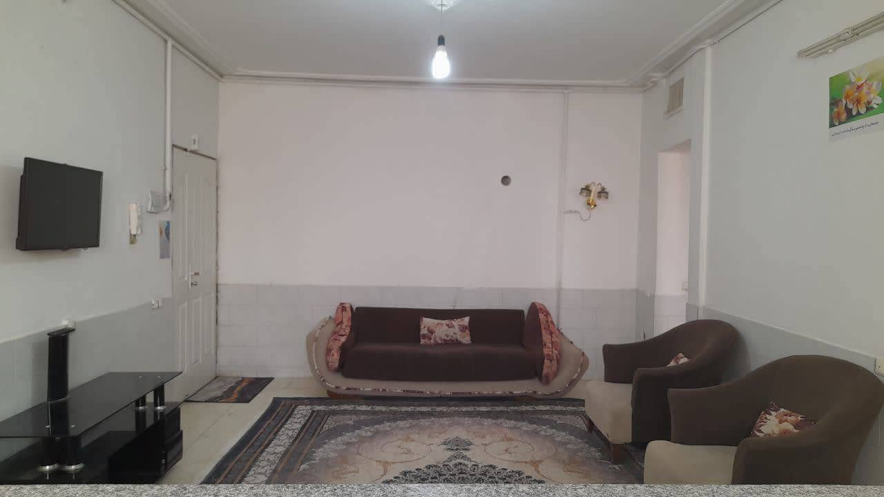 اجاره مهمانپذیر دوخواب در محلات - واحد7