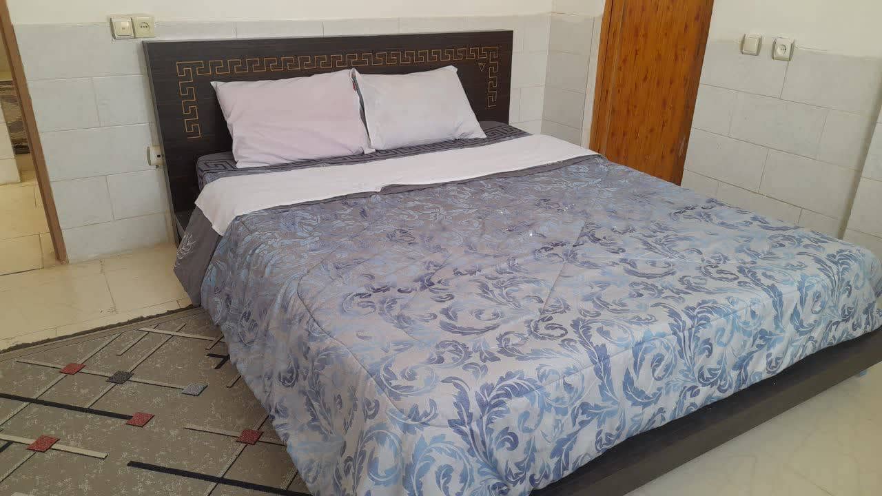 اجاره مهمانپذیر دوخواب در محلات - واحد7