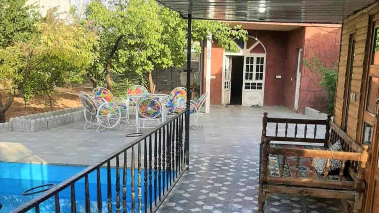 اجاره ویلا استخر روباز در آبسرد دماوند