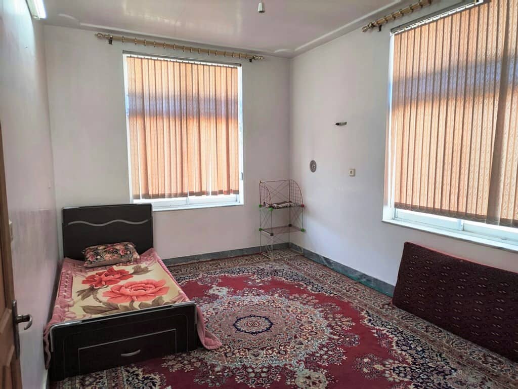 اجاره خانه دو خواب  در خیابان چمران رامیان - گرگان طبقه اول