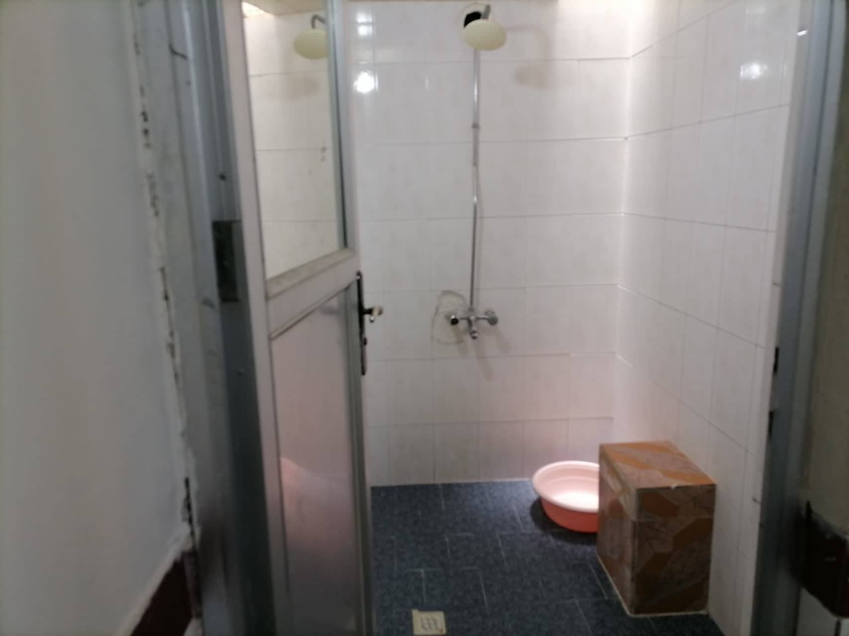 اجاره منزل تکخواب در خیابان اندیشه - 70 متری