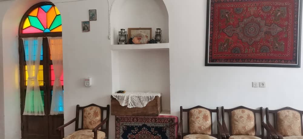 اجاره اتاق سنتی در روستا لنگر ماهان - هوربانو