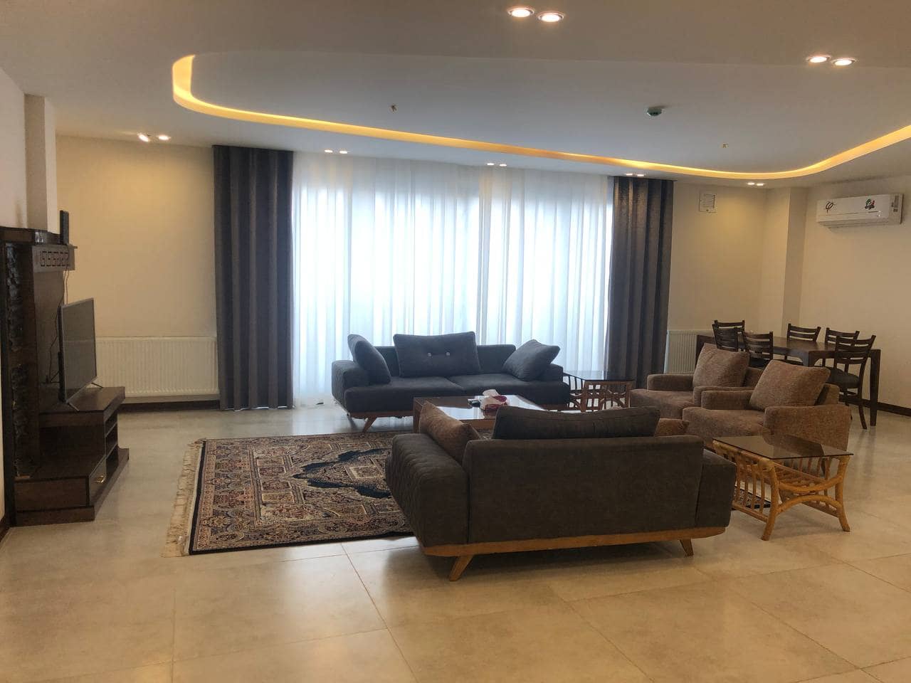 اجاره آپارتمان سه خواب در آقایی شیراز - 1