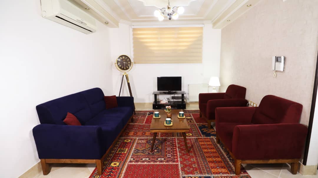 اجاره آپارتمان دو خواب در پاسداران شیراز - 85متر