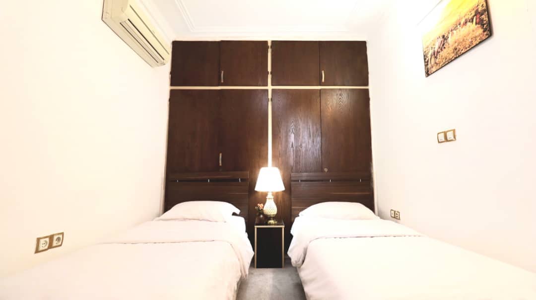 اجاره آپارتمان دو خواب در پاسداران شیراز - 110متر