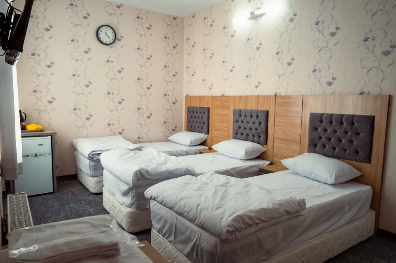 اجاره مهمانپذیر سه تخته سینگل در قم