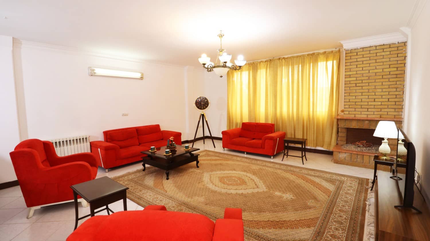 اجاره آپارتمان دوخوابه اقتصادی بلوار میرزای شیرازی شیراز - طبقه دوم