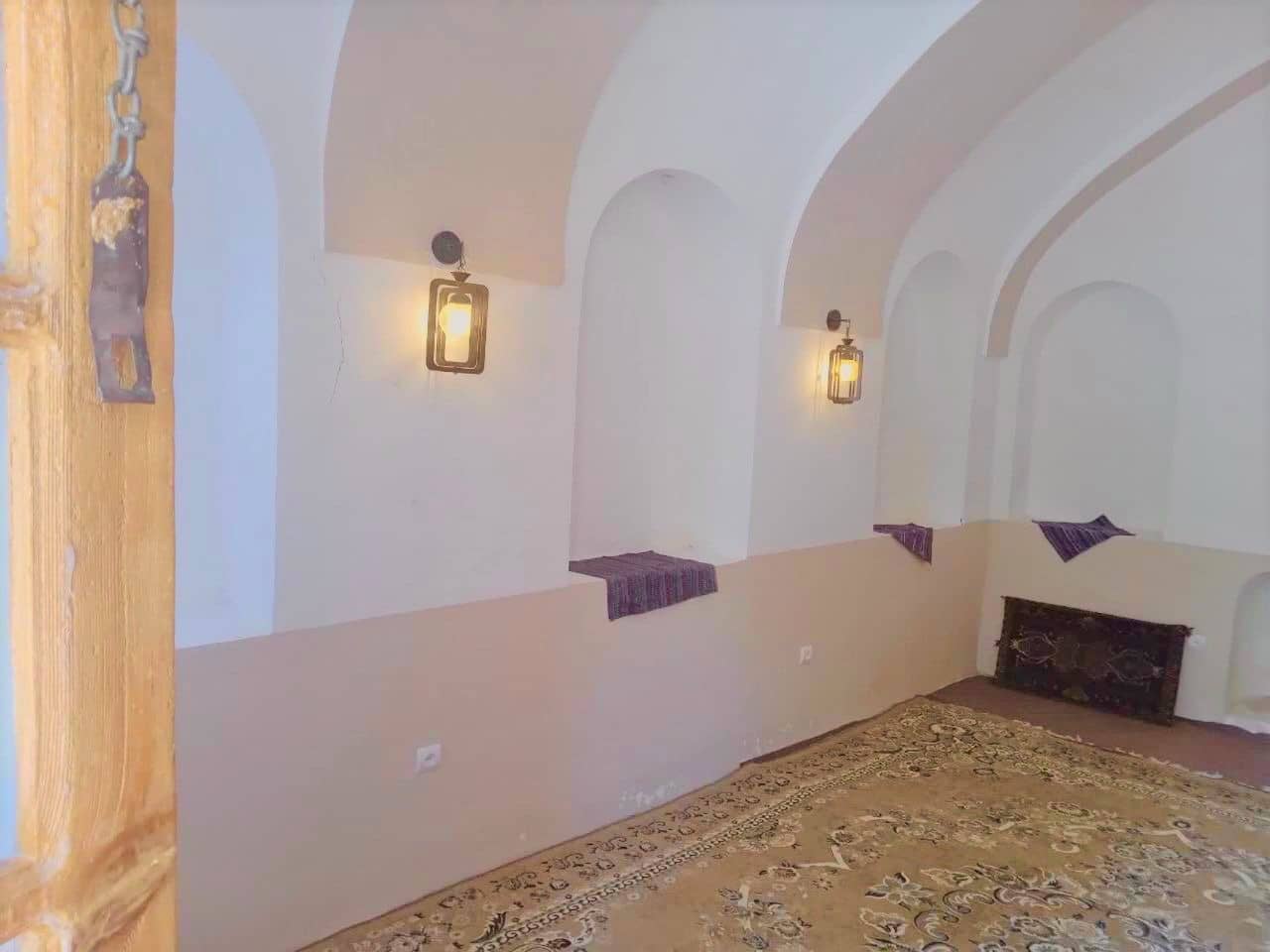 اجاره بومگردی سنتی در هاشم آباد دره شهر - 1