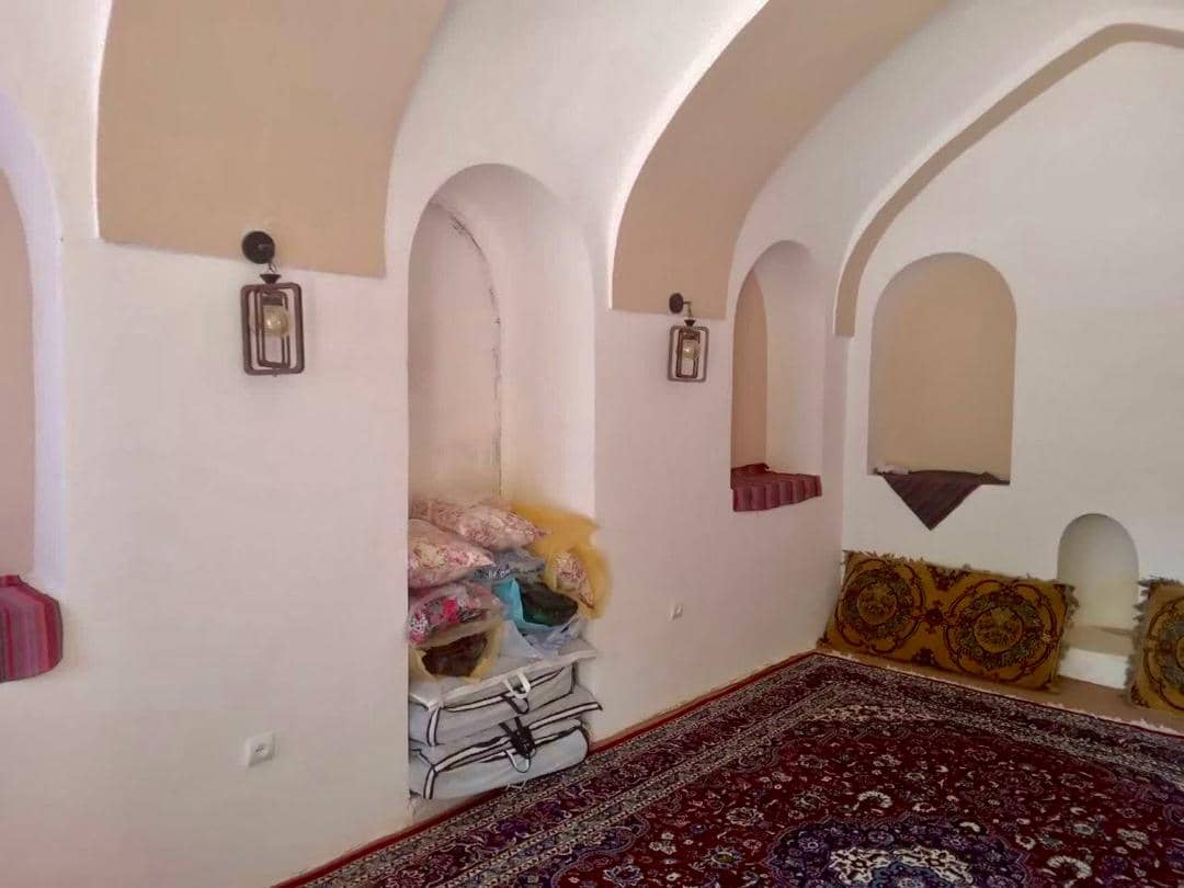 اجاره اتاق سنتی در هاشم آباد دره شهر - 3