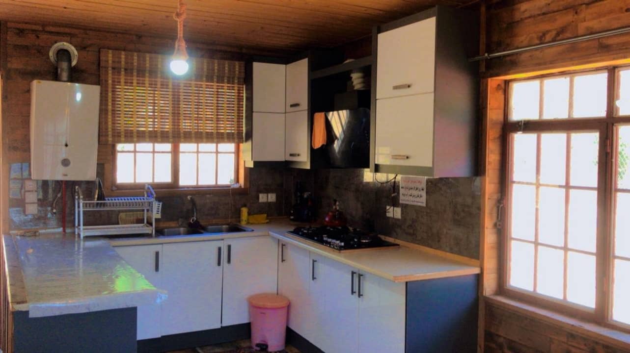 اجاره کلبه چوبی جنگلی در هشت پر