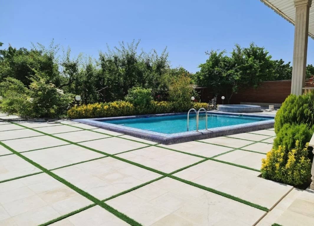 اجاره ویلا استخر روباز آبگرم در نظرآباد کردان