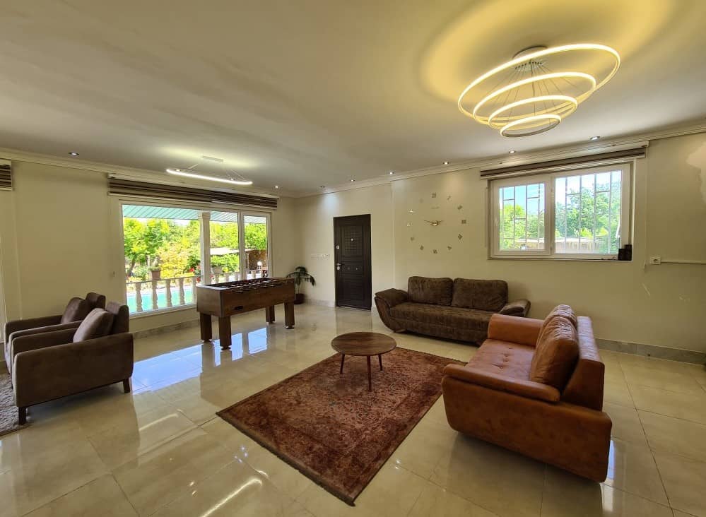 اجاره ویلا استخر روباز آبگرم در نظرآباد کردان